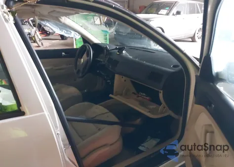 2002 Volkswagen Golf Gls 2.0L from USA, damaged, VIN 9BWGB61J724050737